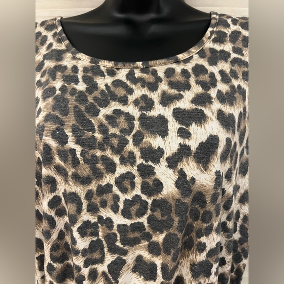 Leopard Print Elastic Waist Short Sleeve Romper Size SMALL NEW! - Picture 4 of 16